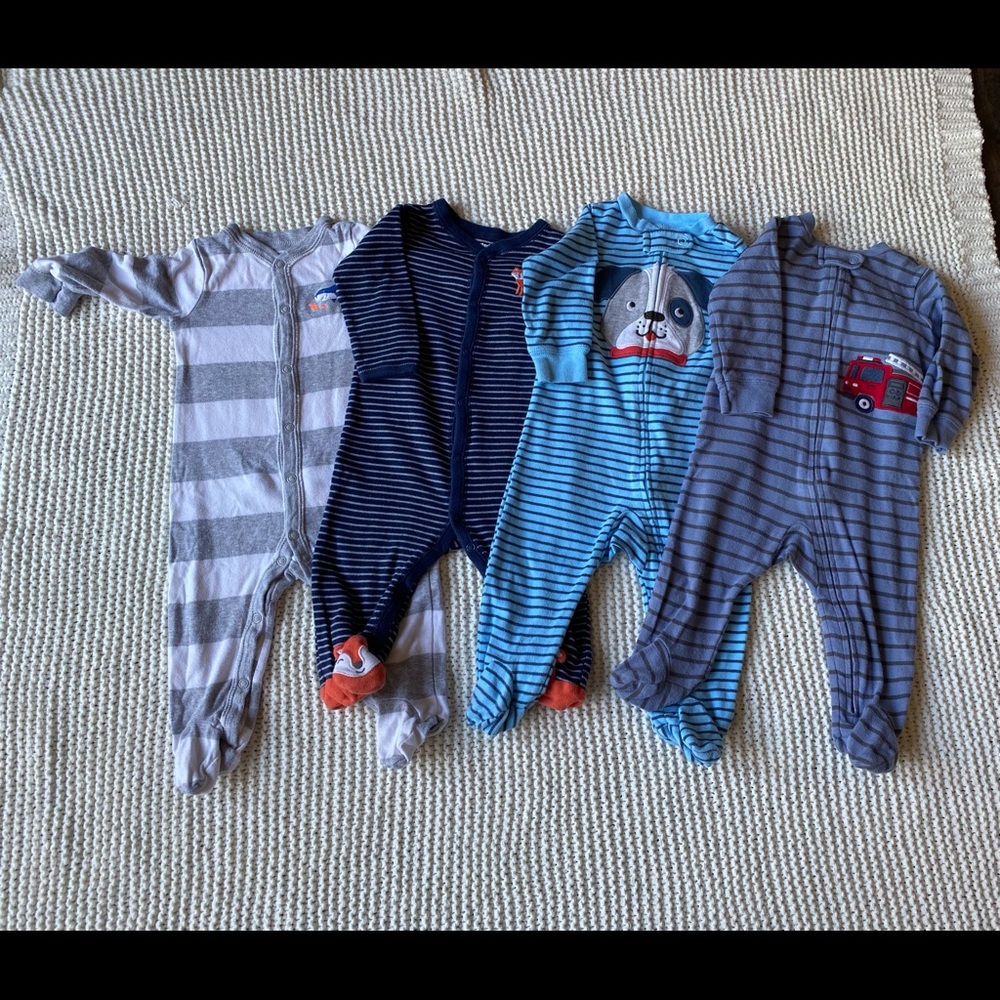 Gently Worn Carter’s 9 Month Sleep and Play Bundle